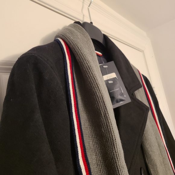 Tommy Hilfiger Men's Black Peacoat With Scarf Mens Size Medium - Picture 4 of 10